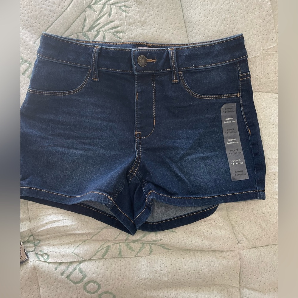 Girls shortie shorts size 14